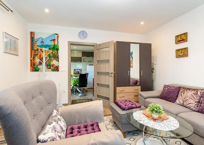 Apartman Stunning In Karin Gornji