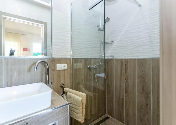 Stunning In Karin Gornji 아파트 *